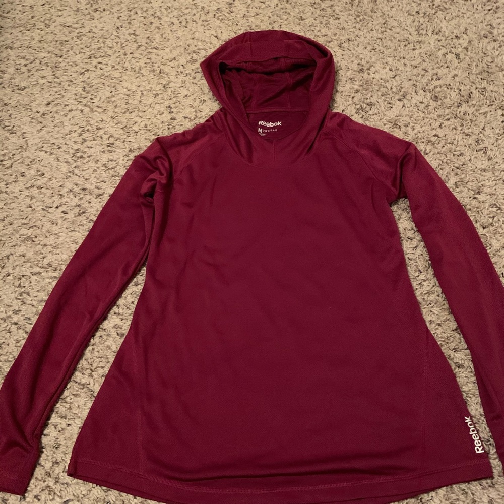 Reebok Long Sleeve Hooded Top. Size Medium